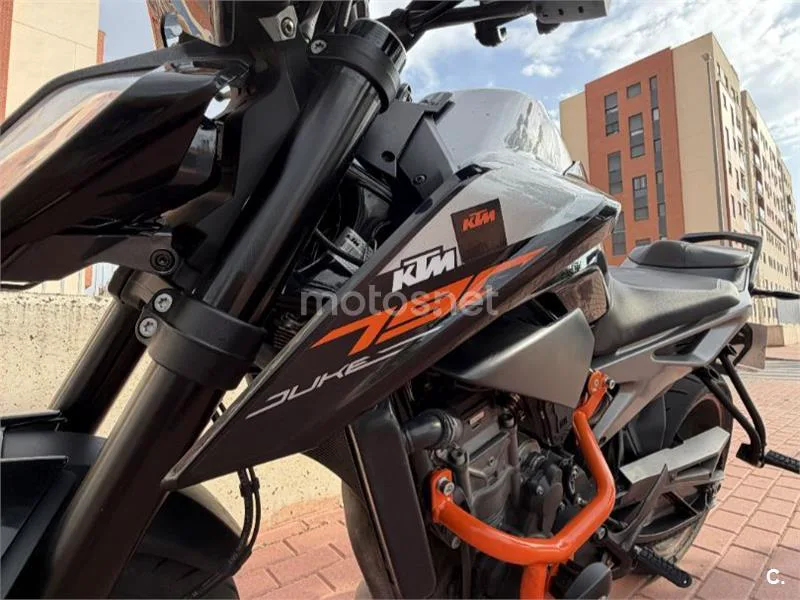 KTM 790 Adventure - Vista 3