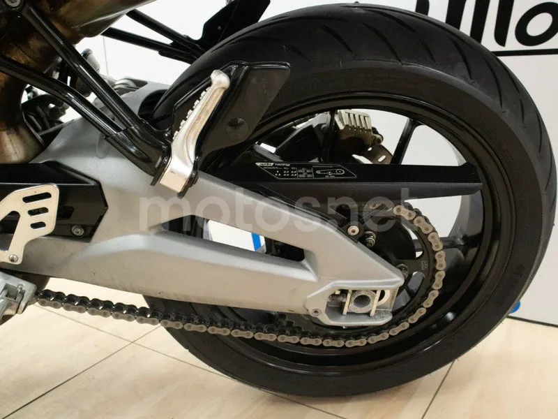 Aprilia Shiver 750 - Vista 17