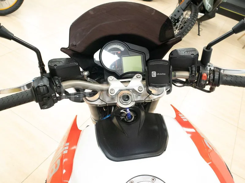 Aprilia Shiver 750 - Vista 18