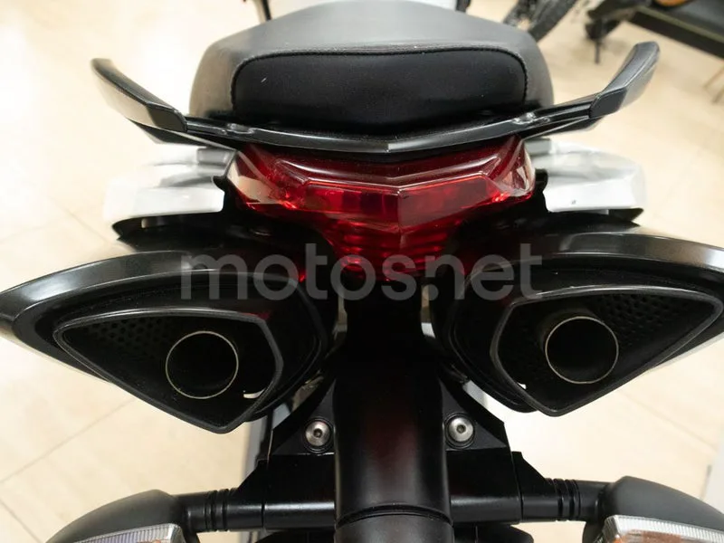 Aprilia Shiver 750 - Vista 20