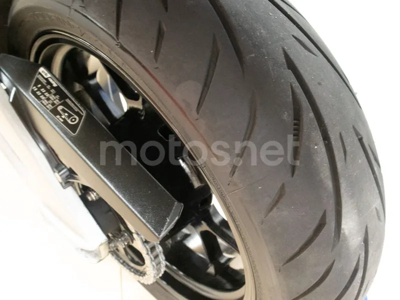 Aprilia Shiver 750 - Vista 27