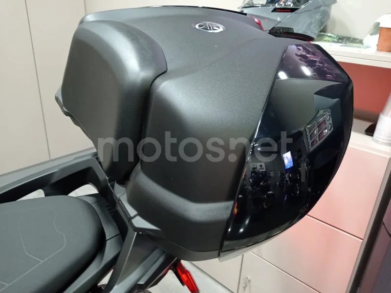 Yamaha Tracer 7 - Vista 10