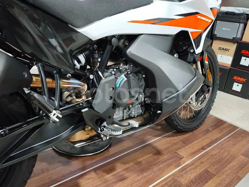 KTM 790 Adventure - Vista 13
