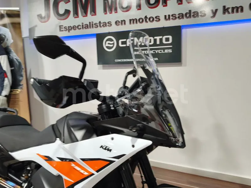 KTM 790 Adventure - Vista 18