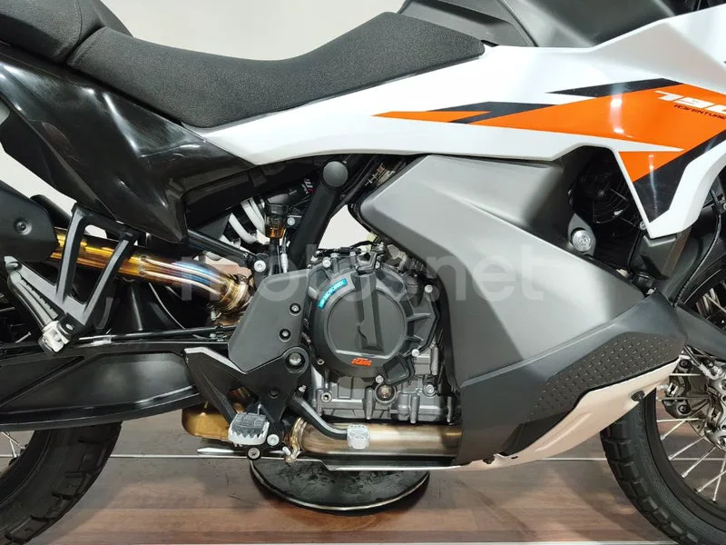 KTM 790 Adventure - Vista 3