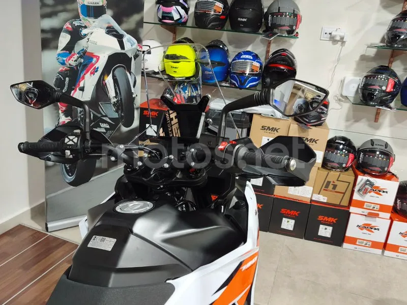 KTM 790 Adventure - Vista 24