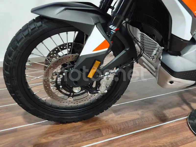 KTM 790 Adventure - Vista 27