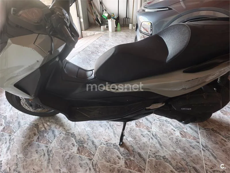 Honda Forza 125 - Vista 3