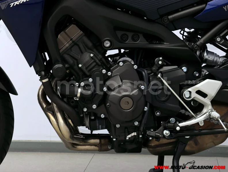 Yamaha MT-09 - Vista 10