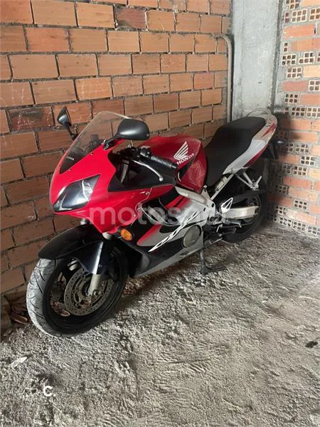 Honda CBR600F 3800 € 2003 Ourense - 1