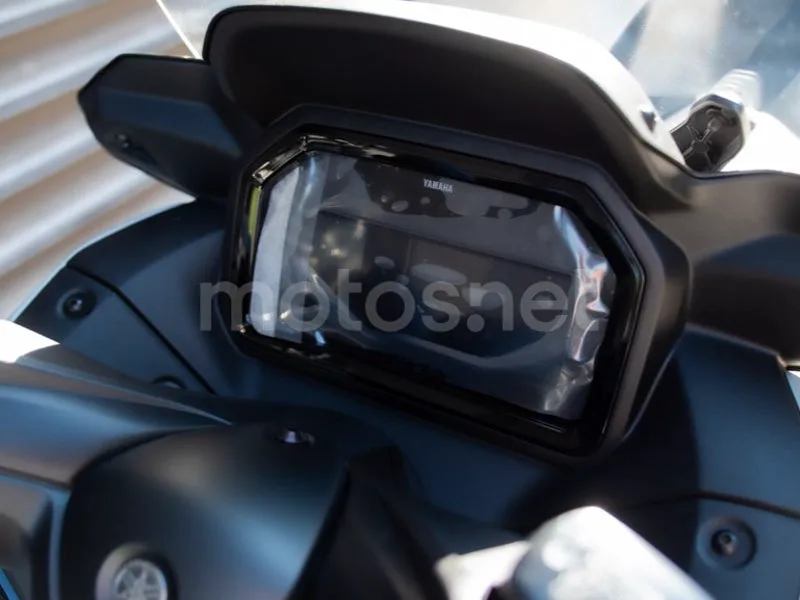 Yamaha XMAX 125 - Vista 10