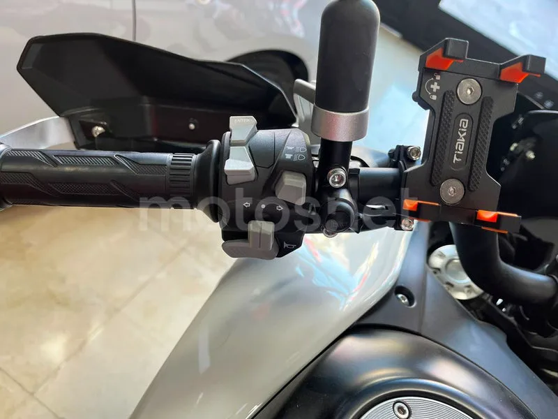 Benelli TRK 702 X - Vista 6