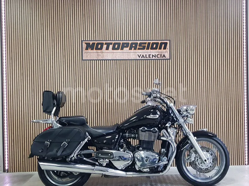 Triumph Thunderbird 1600 7950 € 2010 Valencia - 1