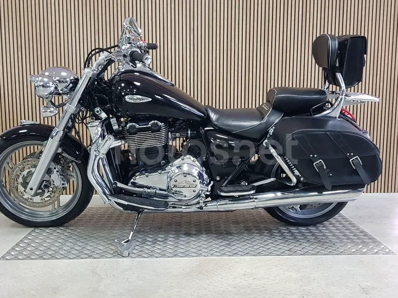 Triumph Thunderbird 1600 - Vista 28