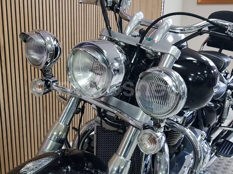 Triumph Thunderbird 1600 - Vista 33