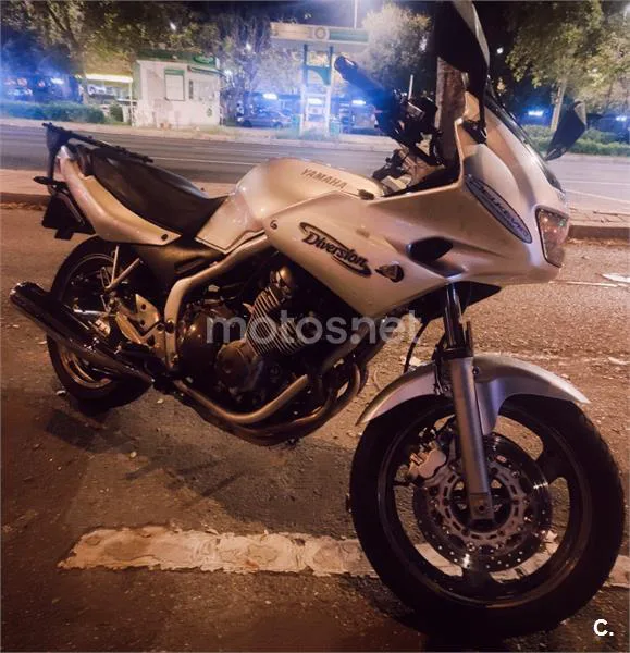 Yamaha XJ600S Diversion - Vista 3