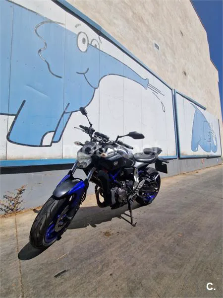 Yamaha MT-07 - Vista 3