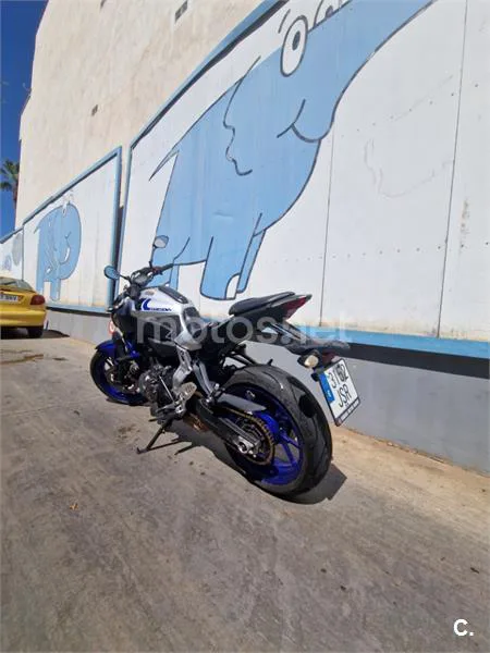 Yamaha MT-07 - Vista 4
