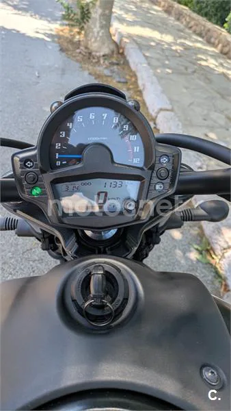 Kawasaki Vulcan S - Vista 3