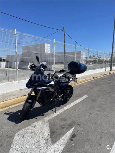 BMW S 1000 XR - Vista 3