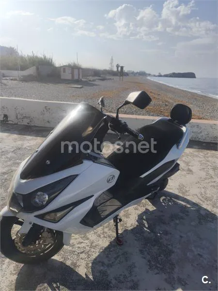 Daelim S3 125 FI Touring - Vista 3