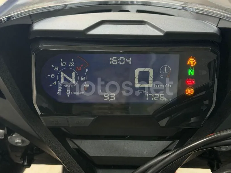 Honda CBR650R - Vista 3