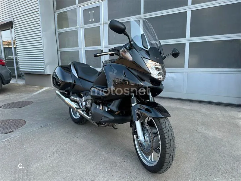 Honda NT700V Deauville 4990 € 2014 La Rioja - 1
