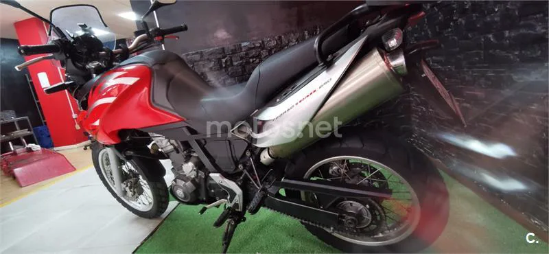 Aprilia Pegaso 650 Trail - Vista 3