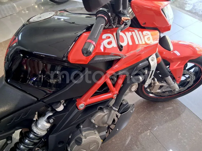 Aprilia Shiver 750 - Vista 14