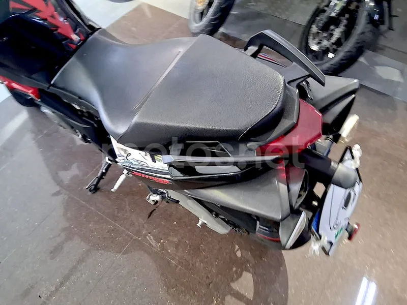 Aprilia Shiver 750 - Vista 18