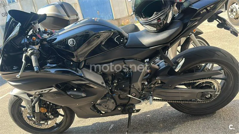 Yamaha YZF-R7 - Vista 5