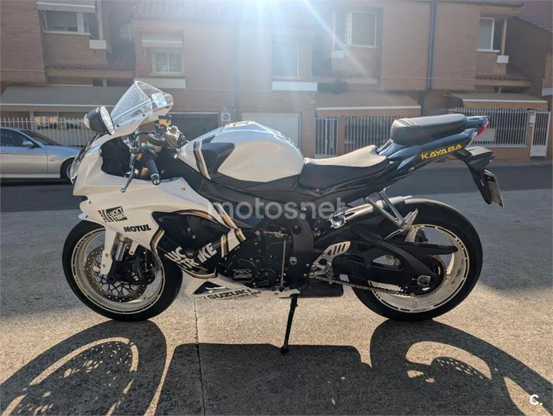 Suzuki GSX-R600 - Vista 3