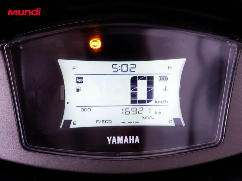 Yamaha NMAX - Vista 12