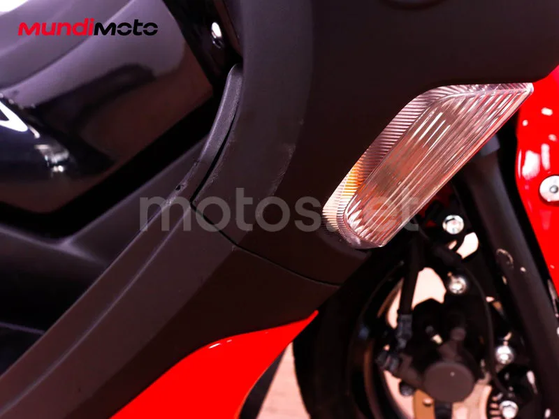 Yamaha NMAX - Vista 15