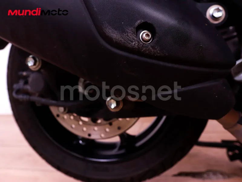 Yamaha NMAX - Vista 20