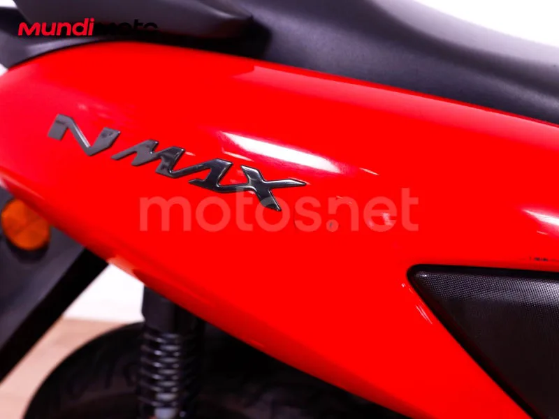 Yamaha NMAX - Vista 22