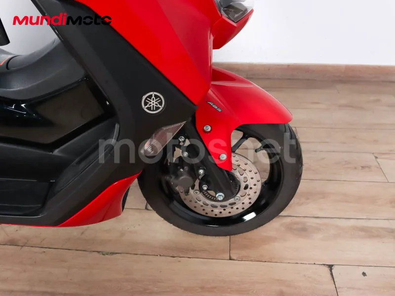 Yamaha NMAX - Vista 47