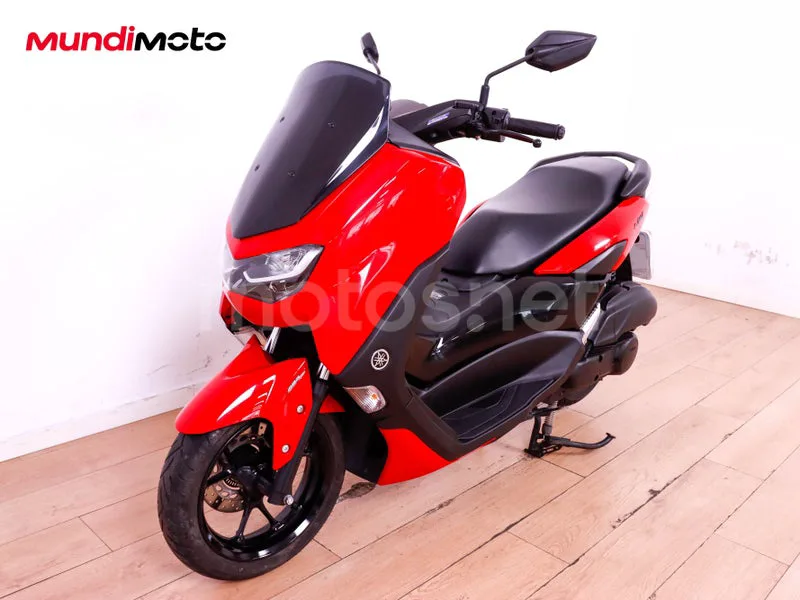 Yamaha NMAX - Vista 7