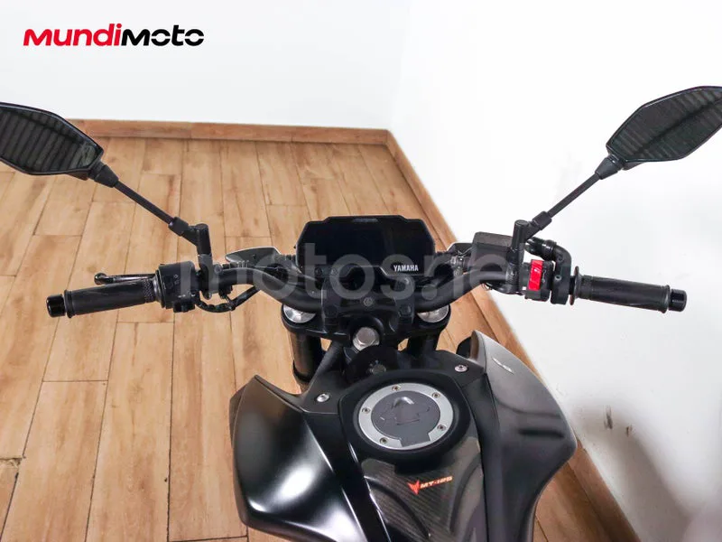 Yamaha MT-125 - Vista 11