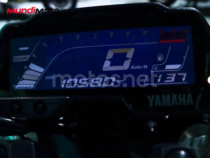 Yamaha MT-125 - Vista 12