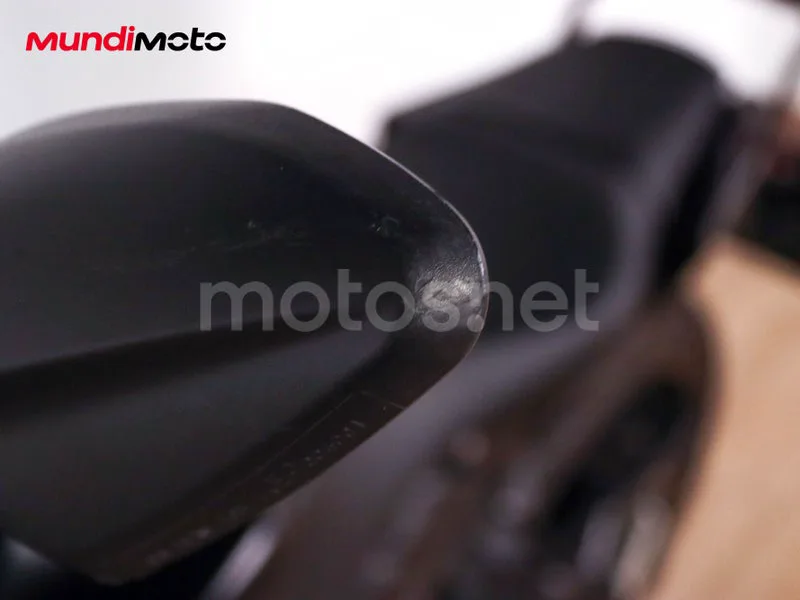 Yamaha MT-125 - Vista 16