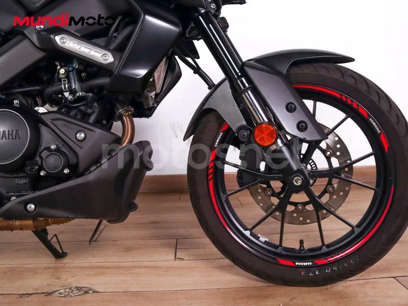 Yamaha MT-125 - Vista 32