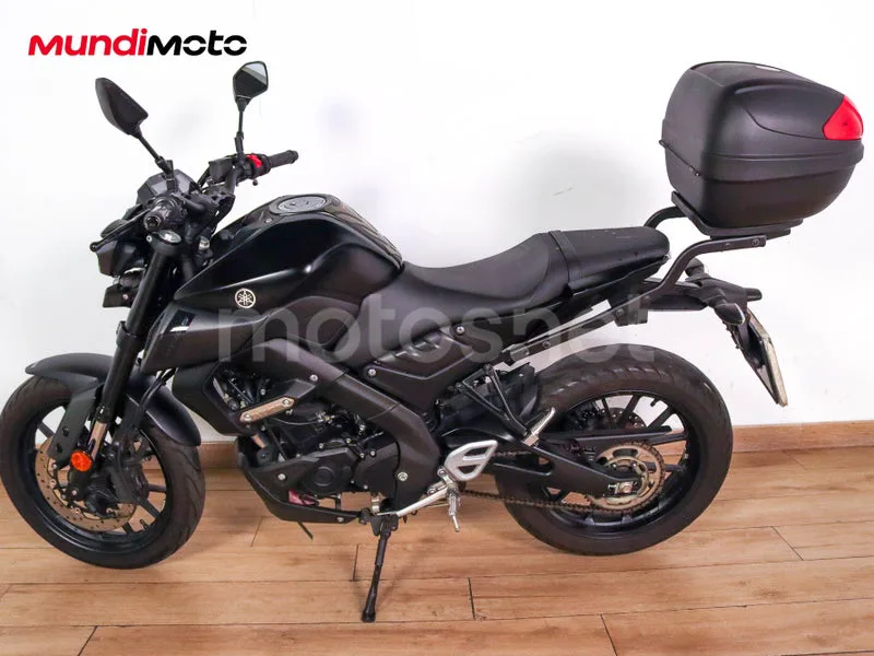 Yamaha MT-125 - Vista 6