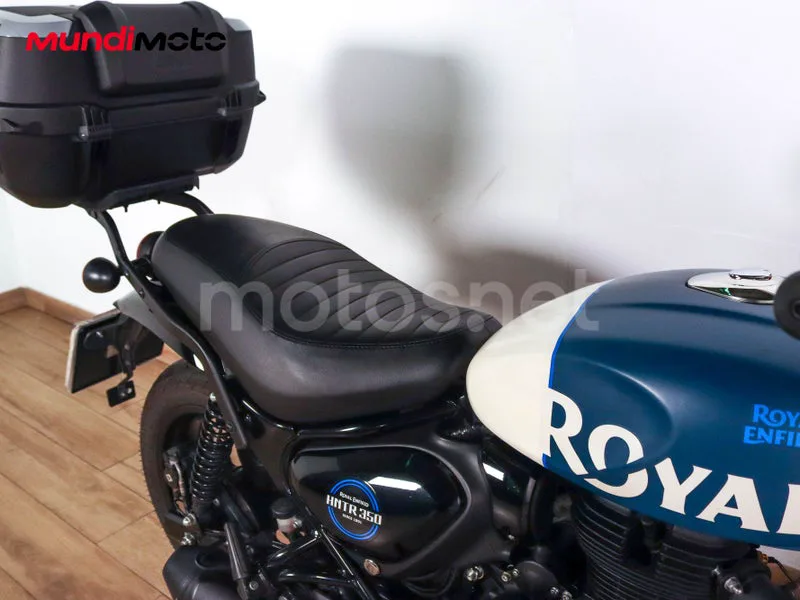 Royal Enfield Classic 350 - Vista 35