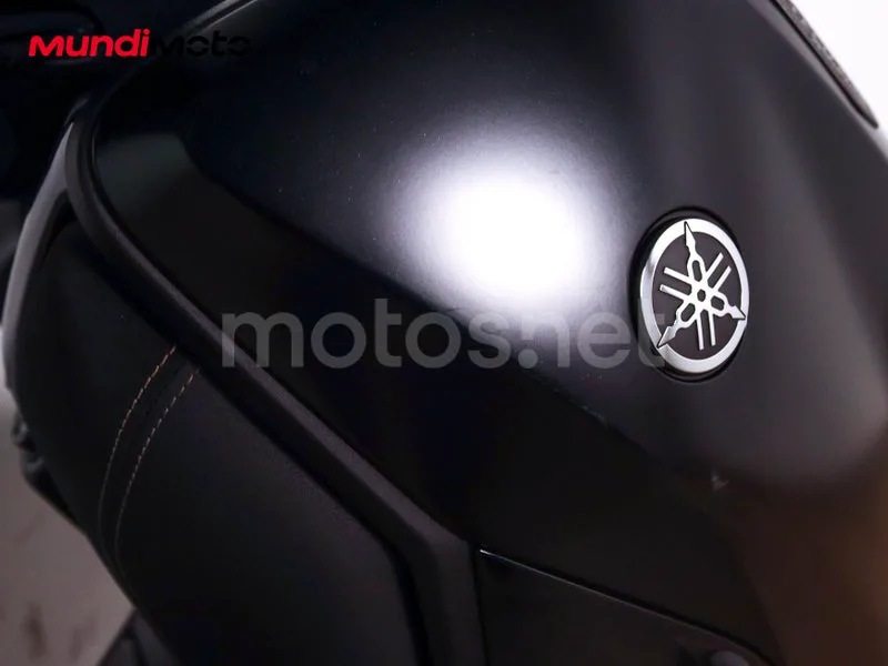Yamaha TMAX - Vista 36