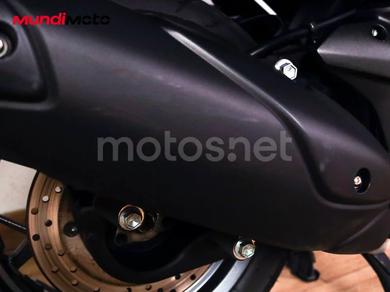 Yamaha TMAX - Vista 40