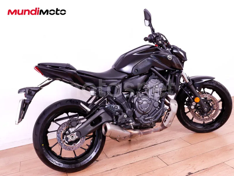 Yamaha MT-07 - Vista 3