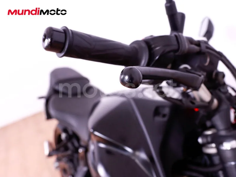 Yamaha MT-07 - Vista 23