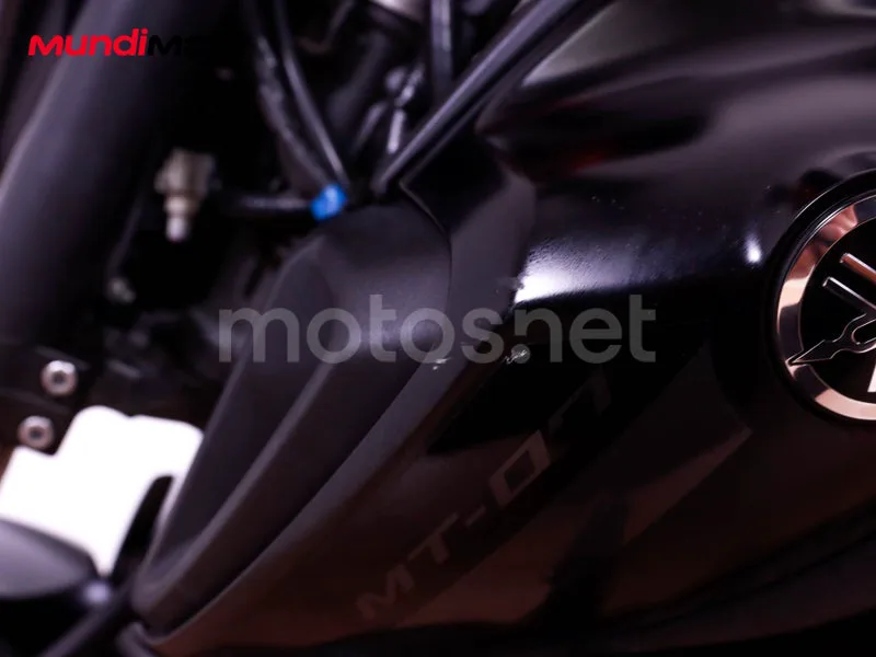 Yamaha MT-07 - Vista 30