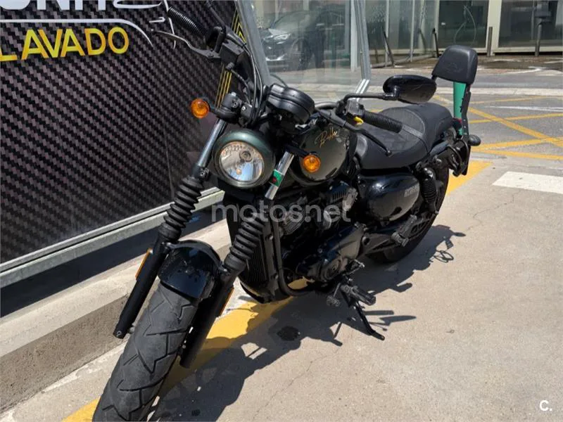 Hyosung Aquila Bobber GV 300 S 1990 € 2020 Madrid - 2